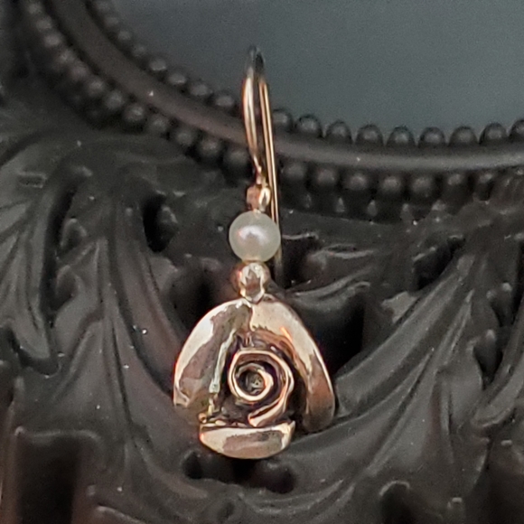 PZ ISRAEL Sterling Rose Earrings with White Cultured Pearl 1.25”L - Picture 11 of 15